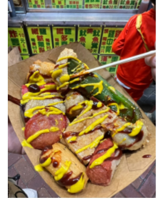 Pan-fried stuffed three-treasure street snack platter (Ctrip travel diary image)