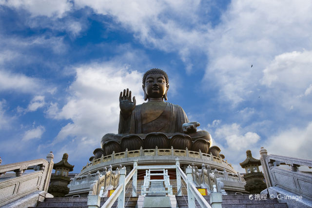 Tian Tan Buddha Reference image 4