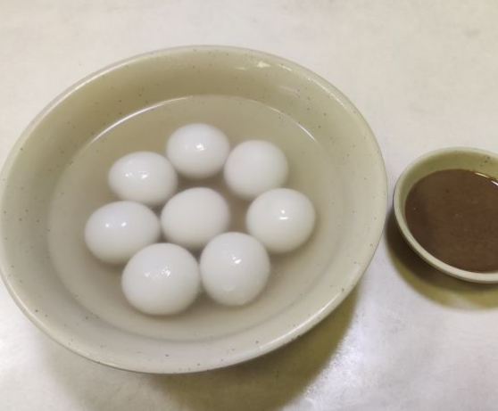 Photo of white-soup tangyuan at Lai Tangyuan’s main store