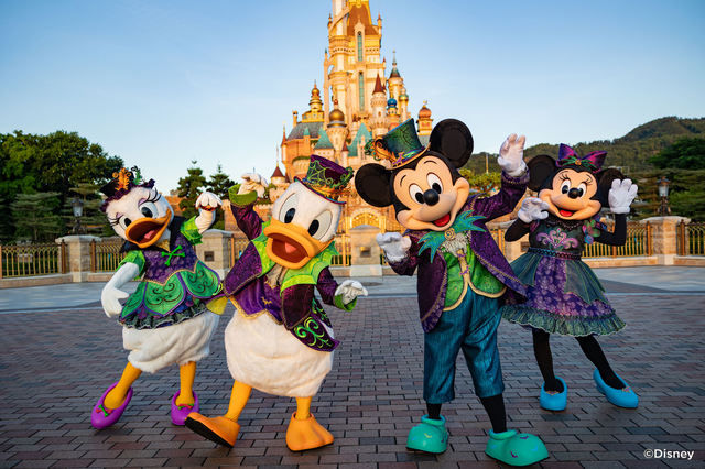 Hong Kong Disneyland Reference image 2