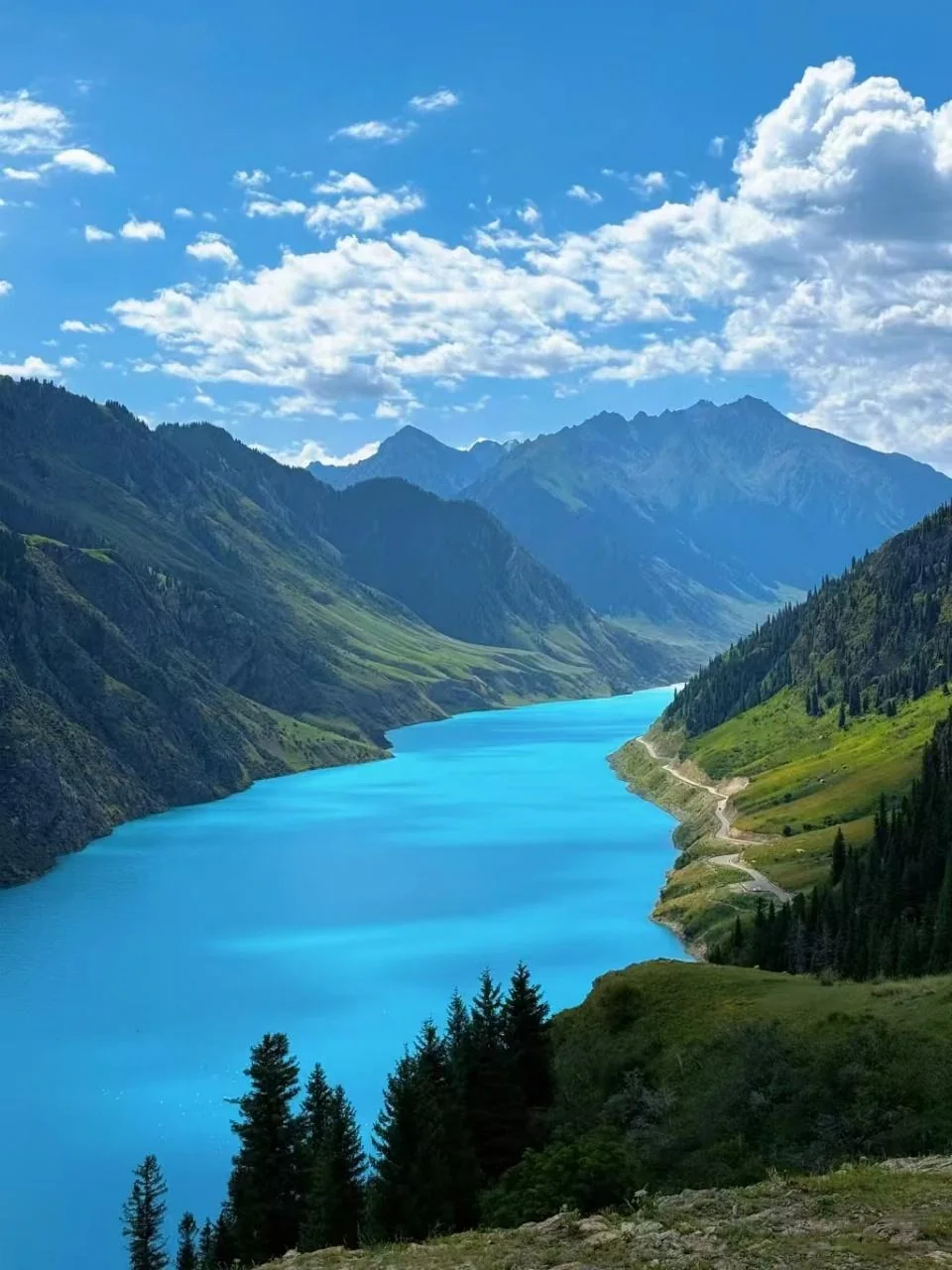Jade Lake in Zhaosu as shown in the customer material