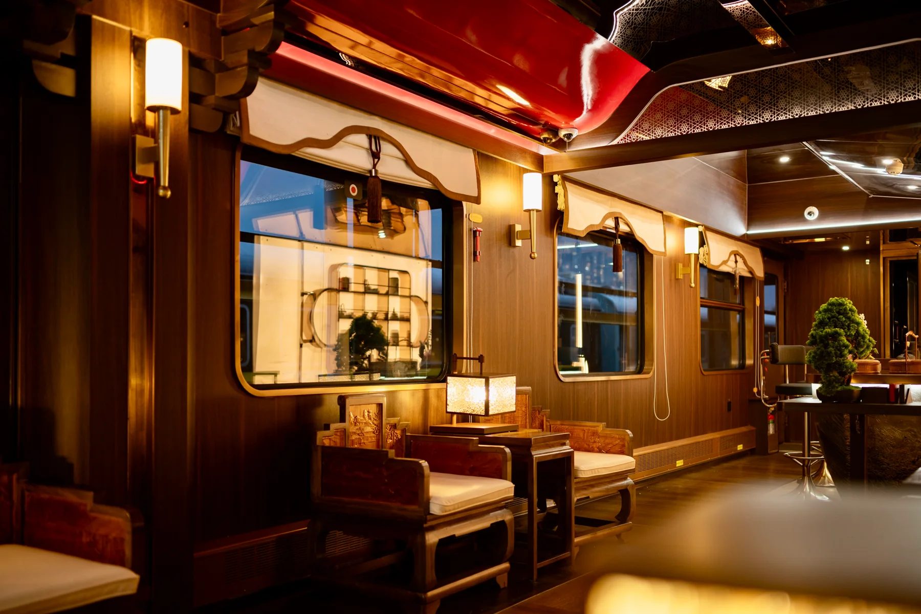 Reception space in the Jinya welcome car